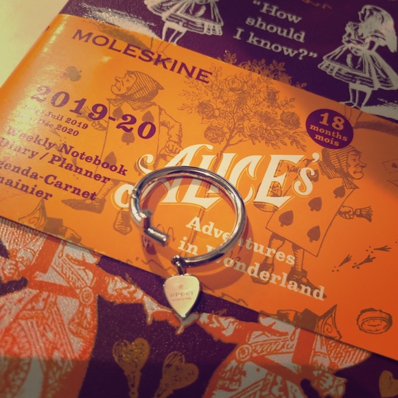 gucci heart and cross ring